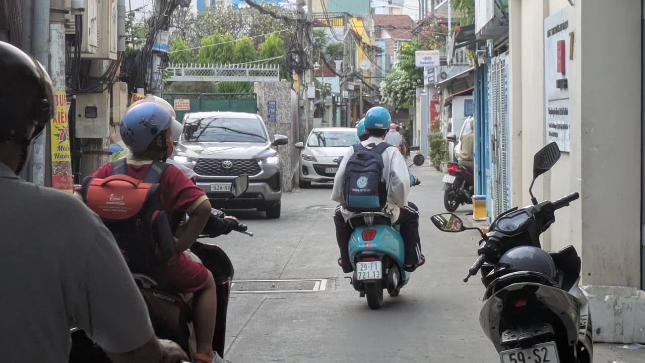 Nhà 62m² Hẻm 8m, Phường 13, Tân Bình - Giá Nhỉnh 9 Tỷ, Sát Nhà Ga T3