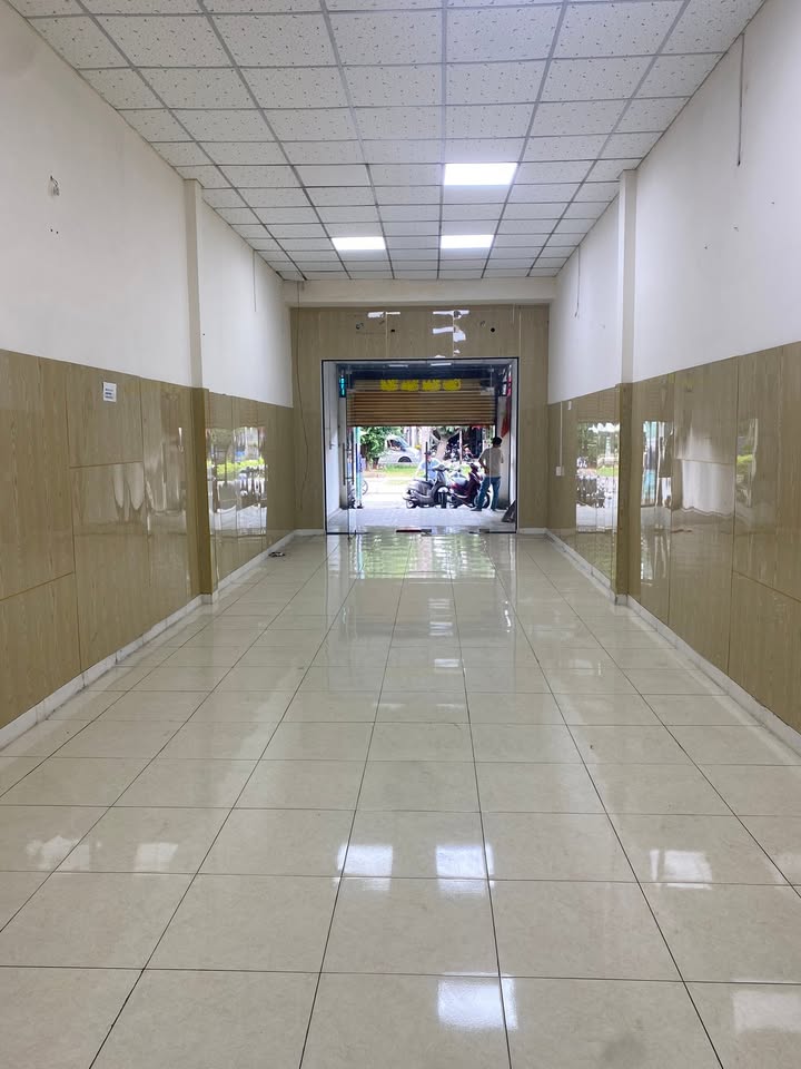 Nhà C4 Trống Suốt 100m² Phường Tây Thạnh, Tân Phú - Giá 16 Triệu/Tháng