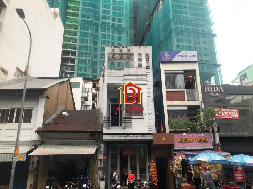 Nhà mặt tiền Đề Thám Q1 51m² - Mặt tiền kinh doanh đắc địa!