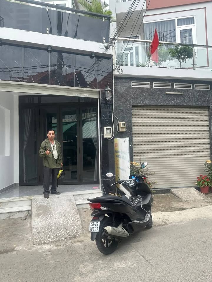 Nhà Mặt Tiền Bùi Quang Là Gò Vấp 66m² - 3PN - Giá 6.95 Tỷ