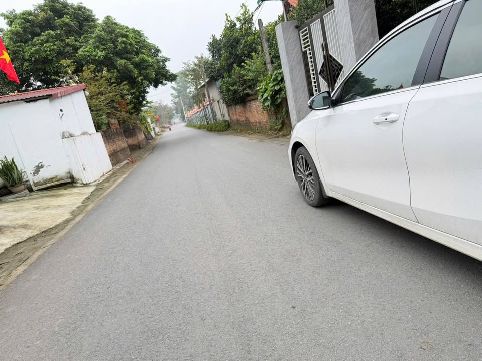 Bán Đất Kinh Doanh Mặt Tiền Hoàng Oanh, Bình Xuyên 100m² - Giá 1.7 Tỷ