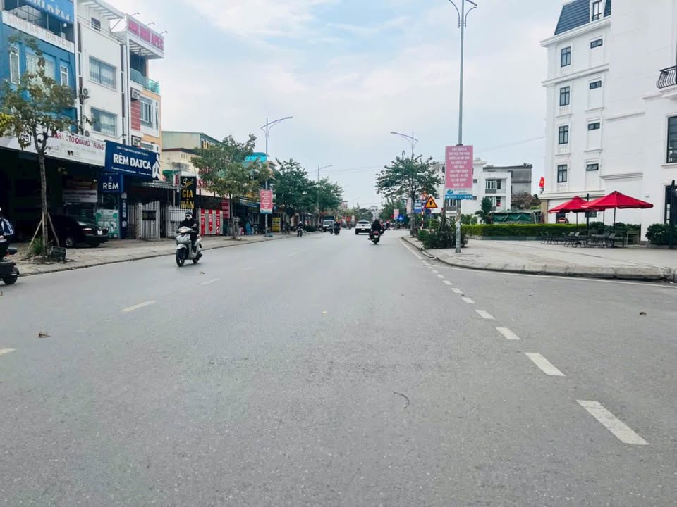 Nhà Phố Mặt Tiền Máng Nước, An Đồng 90m² - Đầu Tư Sinh Lời Vượt Trội!