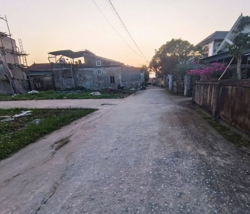Đất nền Ngõ Trần Hữu Thung, TP Vinh 66.7m² - Sổ đỏ chính chủ, ô tô tránh!