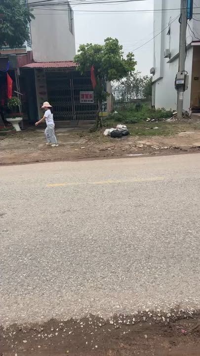 Nhà Phố Chũ, Bắc Giang 81m² - Mặt tiền kinh doanh đắc địa!