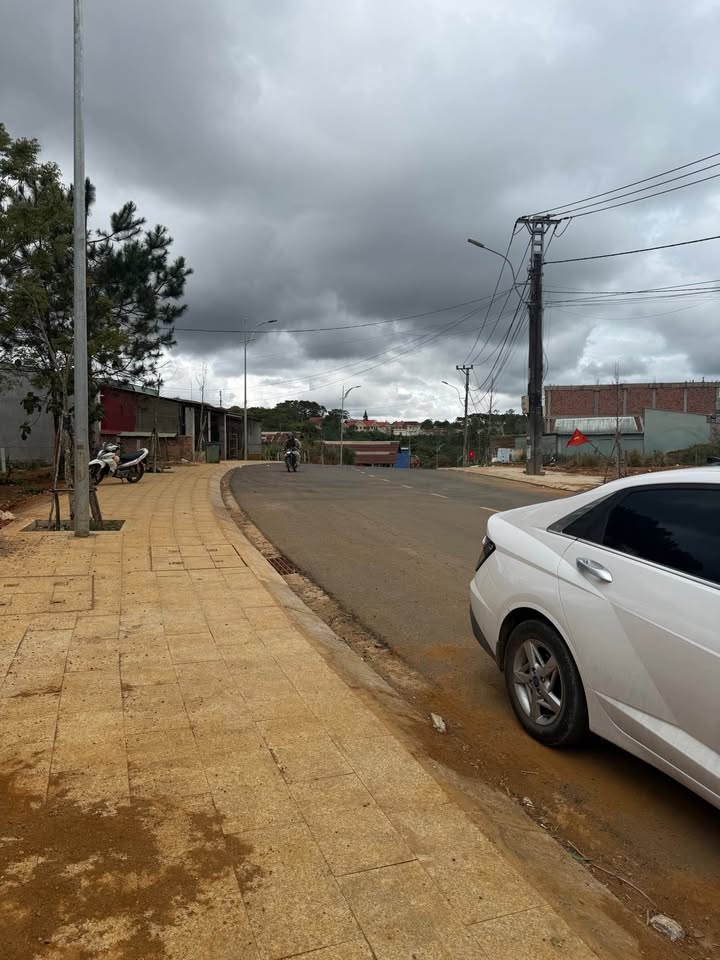 Đất nền Măng Đen 210m² 7 tỷ - Sổ đỏ chính chủ