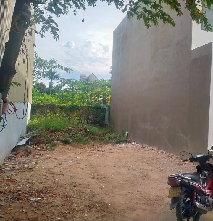 Đất nền Quảng Phú, TP Quảng Ngãi 70m² - Đường to ô tô, tiềm năng lớn!