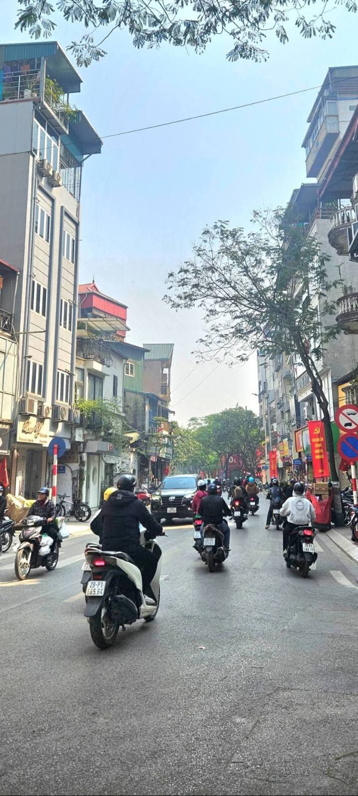 Nhà phố Triều Khúc Thanh Xuân 106m² - Đầu tư sinh lời 2 tỷ/năm!