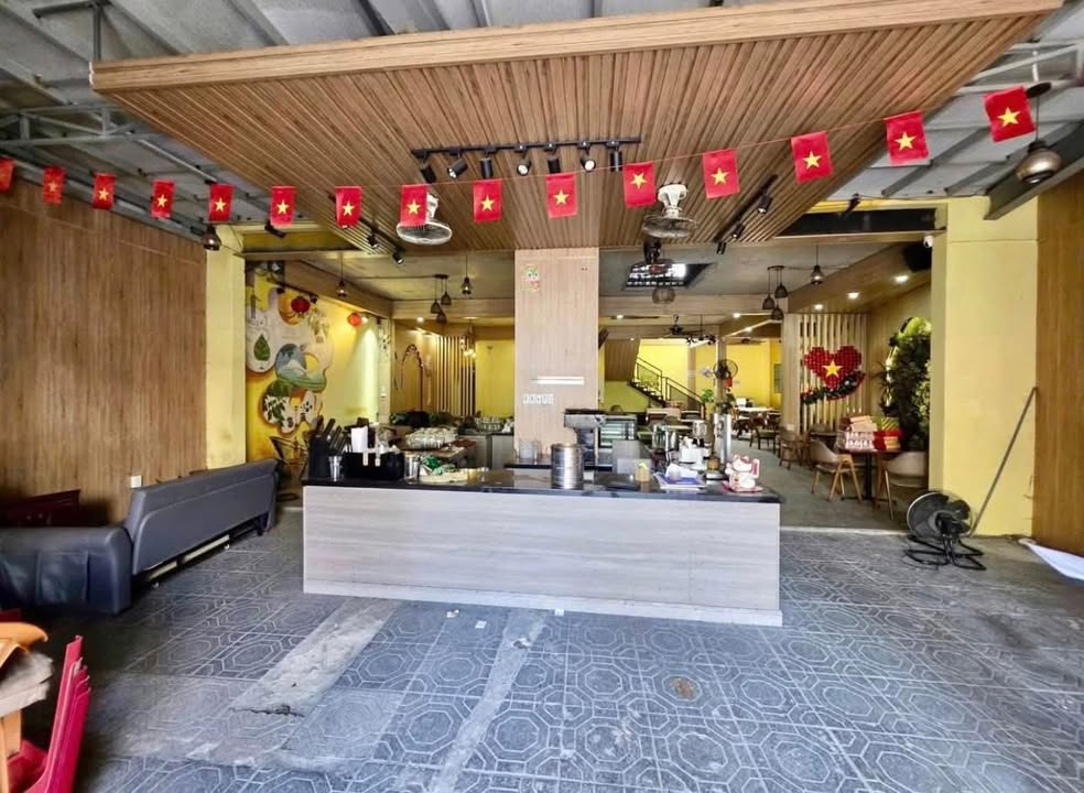 Nhà Cho Thuê Mặt Tiền Cao Bá Quát Nha Trang - 200m² Kinh Doanh Sầm Uất