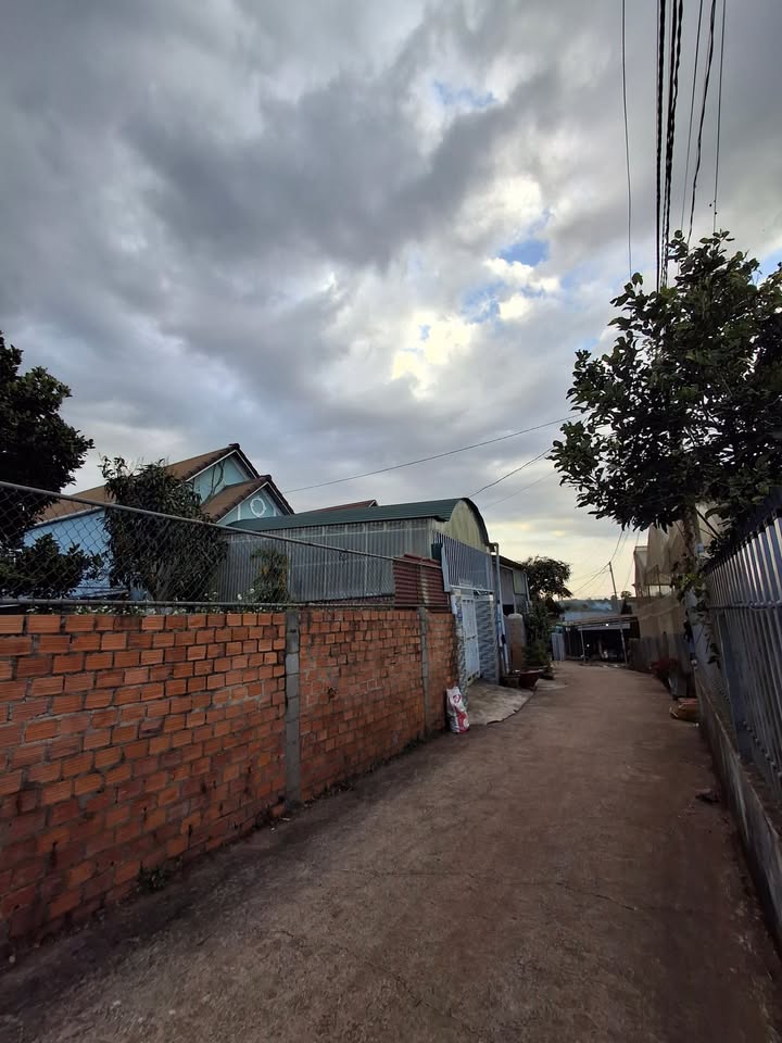 Nhà Mái Thái 100m² Đinh Lạc, Lâm Đồng - Sẵn Sàng Về Ở, Giá 1.4 Tỷ