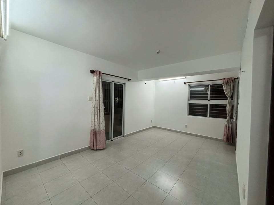 Cho thuê Căn hộ Bàu Cát 2 Tân Bình 62m² - Nội thất cơ bản, Sẵn SÀNG Ở NGAY