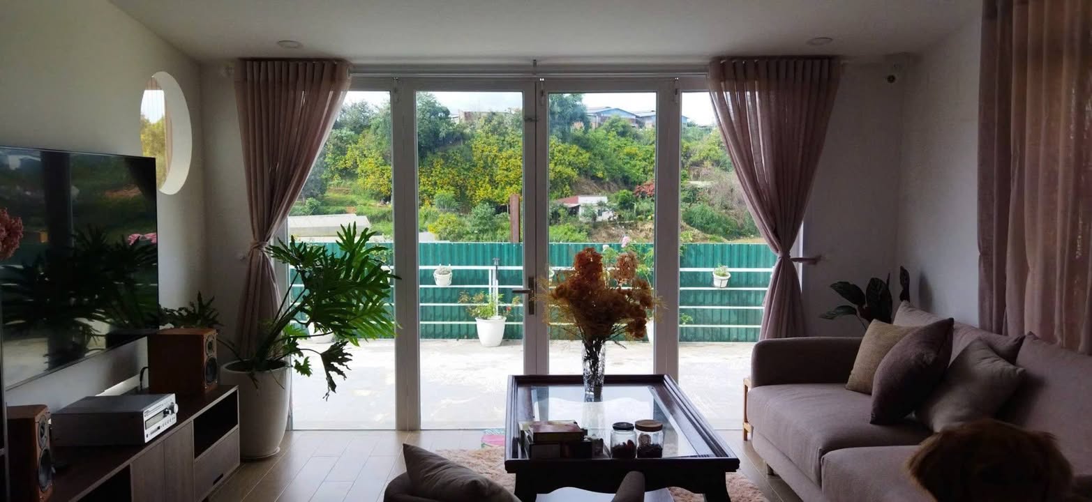 Biệt thự Sân Vườn Đường Lê Lai Đà Lạt 300m² Full Nội Thất