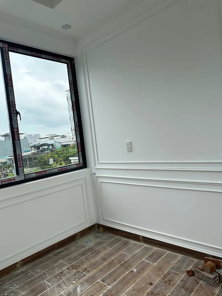 Bán Gấp Townhouse 66m² Hải Châu, Đà Nẵng - 4 Tầng, Thang Máy, Sổ Đỏ Lâu Dài