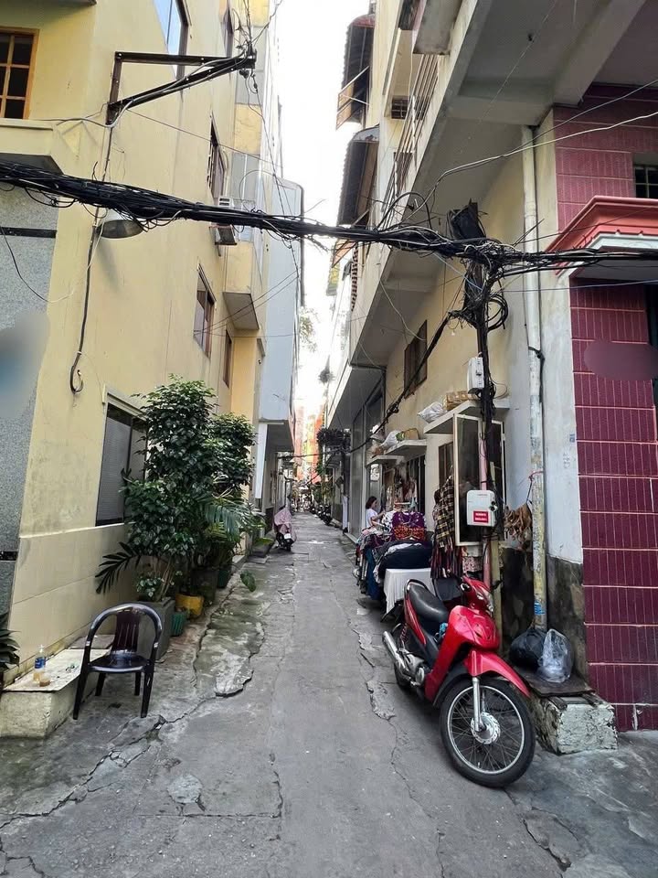 Nhà riêng Quận 5 28.9m² giá 6.8 tỷ - Vị trí đẹp căn góc!