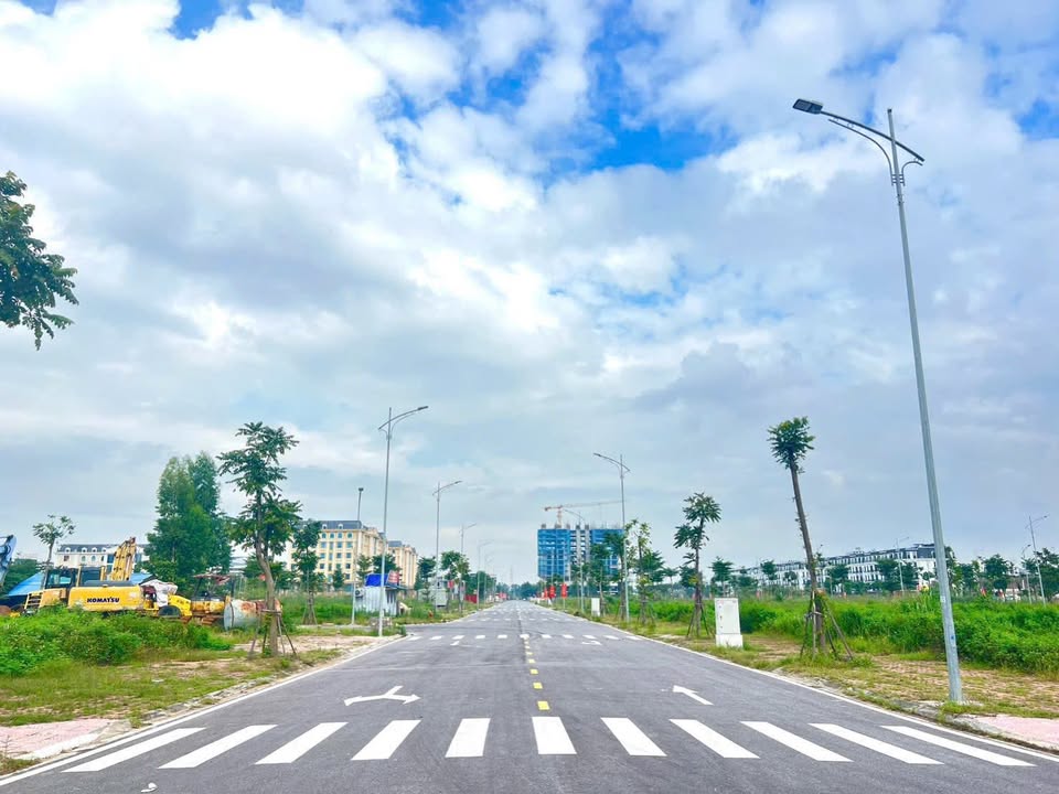 Bán đất lô áp góc Khu Việt Bách, Bắc Giang - 93.5m² - Giá tốt