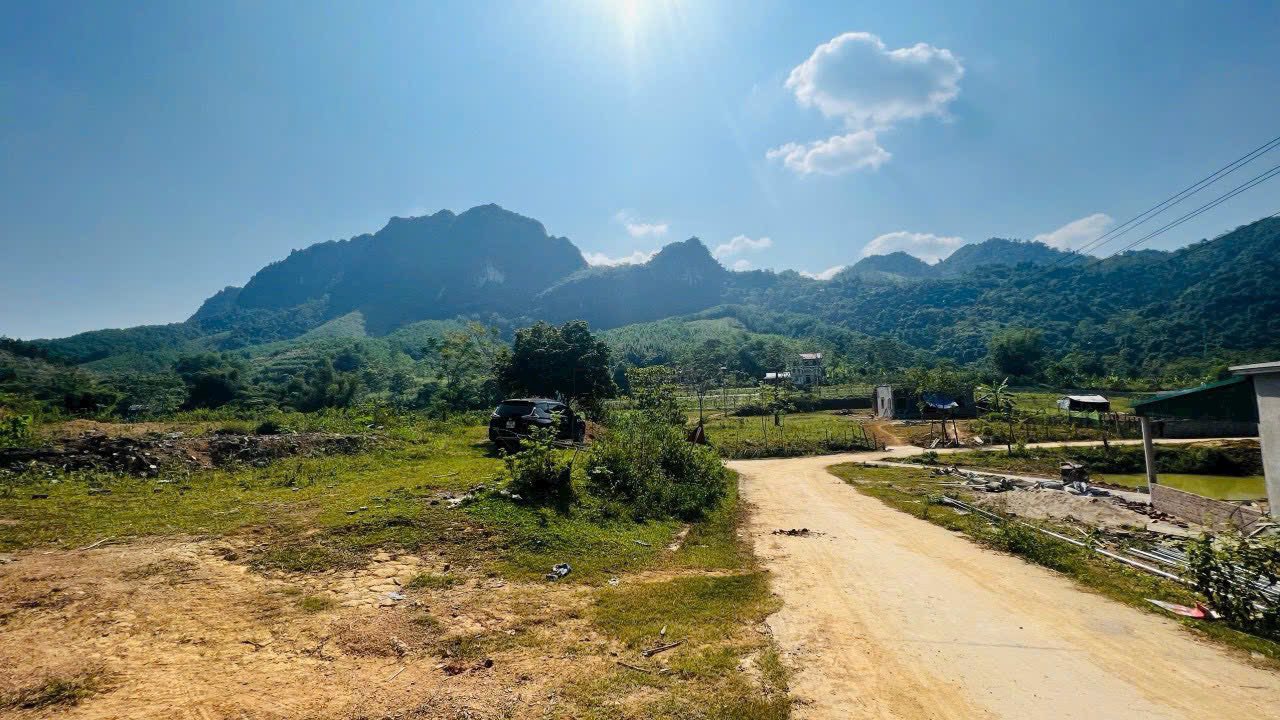 Bán Đất Nền Kim Bôi 3370m² - View Núi Non, Sổ Đỏ Sẵn Sàng