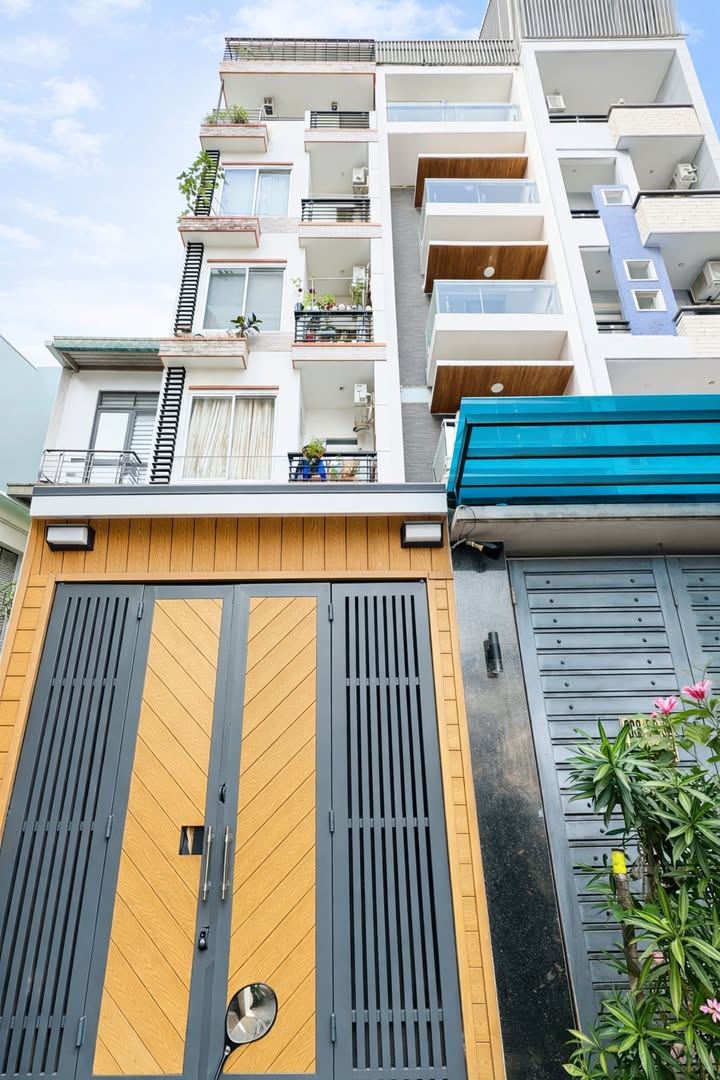 Nhà HXH 64m² 3 Tháng 2, Q10 - 10PN, Dòng Tiền Ổn Định - 17.5 Tỷ