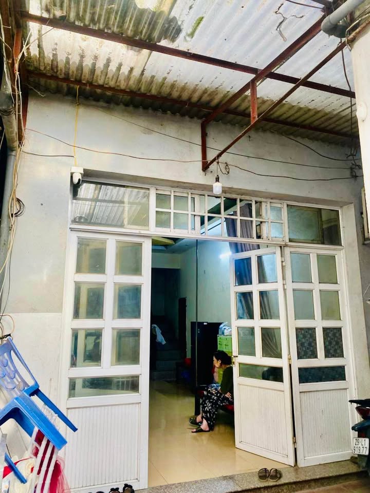 Bán nhà mặt phố Phùng Khoang, Nam Từ Liêm - 80m², 4 tầng, MT 8.2m - Sẵn sàng kinh doanh