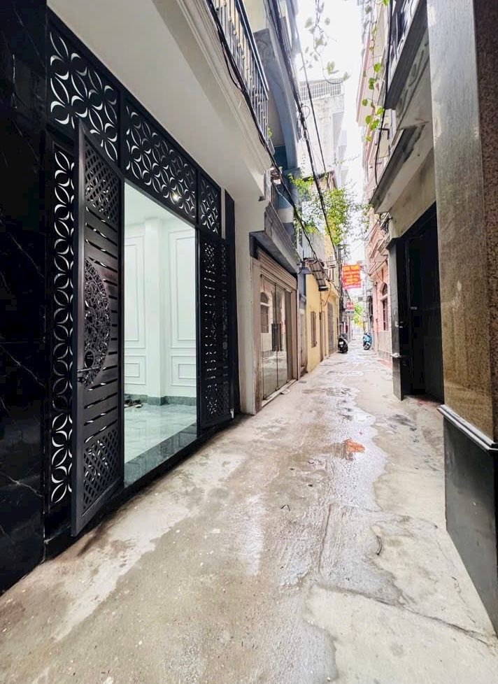 Nhà 6 Tầng Trần Duy Hưng, Cầu Giấy - 45m² Sổ Đỏ Nở Hậu, Giá 16.X Tỷ