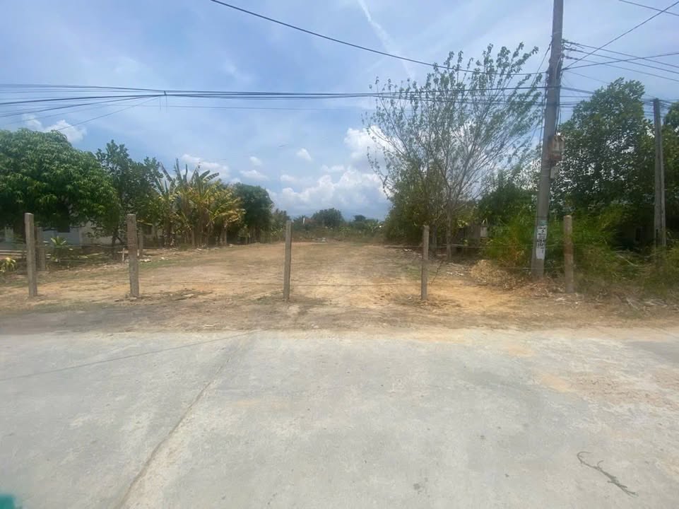 Đất thổ cư 100m² Ninh Thượng, Ninh Hoà - Sổ hồng riêng, giá 575 triệu/lô