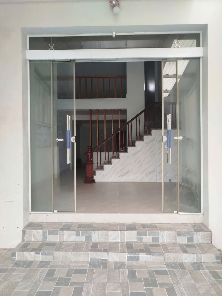 Cho thuê nhà lâu dài 3 ngủ tại Thị trấn Tứ Kỳ - Vị trí trung tâm