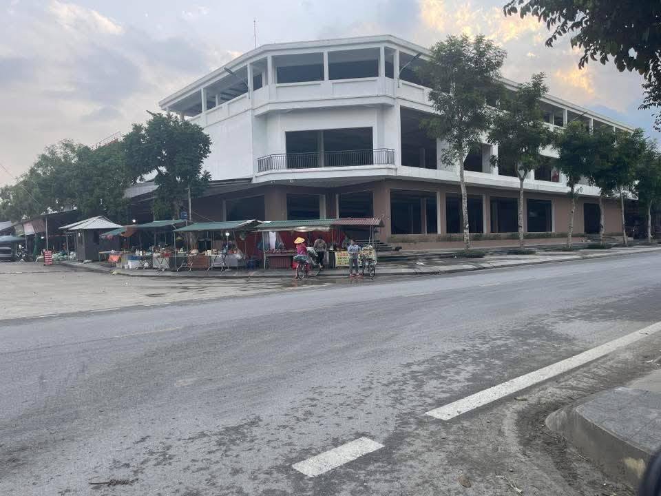 Đất nền Ninh Tiến - Gần Chợ Đầu Mối, Kinh doanh tốt, 75m²