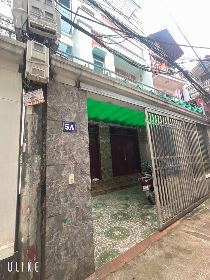 Nhà Riêng Tây Tựu Bắc Từ Liêm 109m² - Ô Tô Đỗ Cổng, Sổ Đỏ Vuông Vắn!