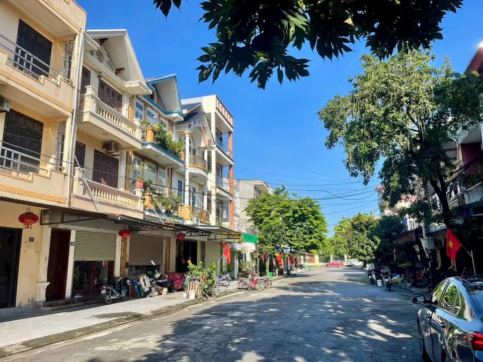 Bán Đất Vàng Phố Bạch Đằng, Nam Thành - 70.8m², Mặt Tiền 5m