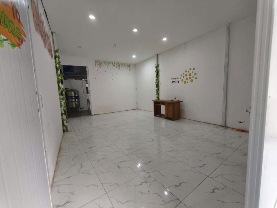 Cho thuê nhà mặt tiền kinh doanh 56m² Yên Nghĩa, Hà Đông - Giá 5 triệu