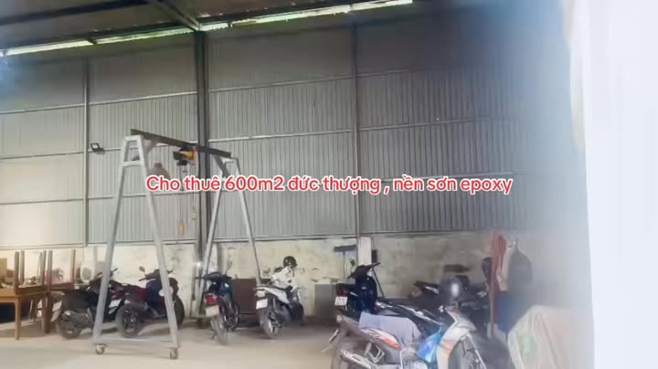 Kho 600m² Đường 32 Hoài Đức – Container thoải mái, hoạt động ngay!