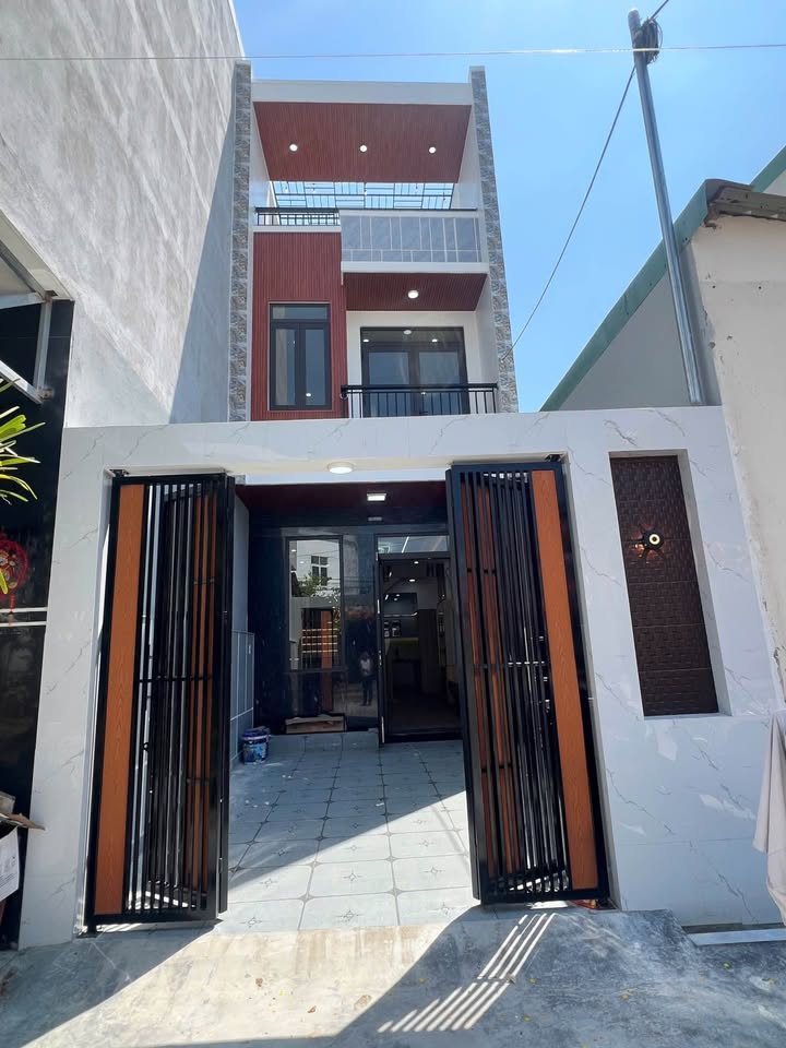 Nhà Mặt Tiền Hà Thanh 2, Quy Nhơn - 81m², 3 Mê, 5.2 Tỷ