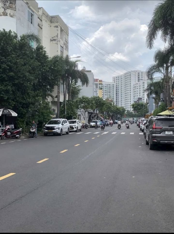 Mặt bằng kinh doanh Tôn Thất Thuyết Q4 60m² - Mặt tiền kinh doanh!