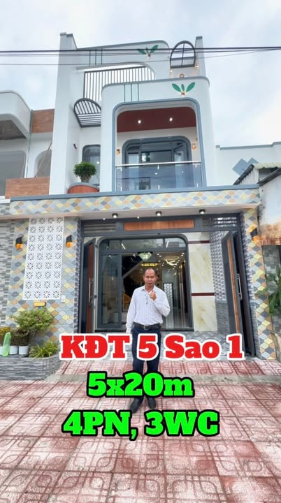Townhouse KĐT 5 Sao 1 Bình Chánh 4.5 tỷ - Mặt tiền kinh doanh
