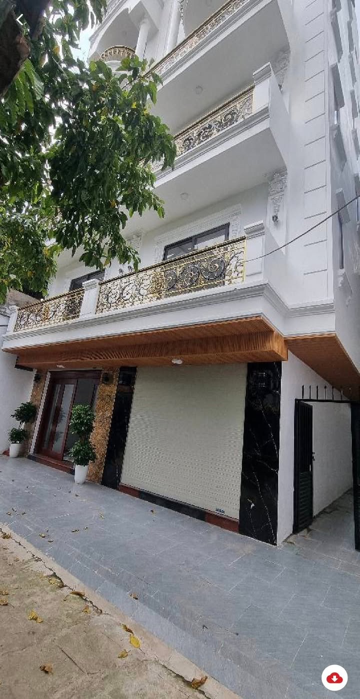 Nhà Phố An Dương Vương, Tây Hồ - 46m² x 7 Tầng, Ô Tô Tránh, Giá Tốt