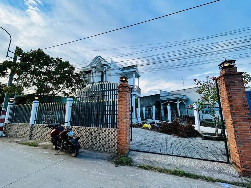 Nhà Vườn Phước Lâm, Cần Giuộc - 173m² Sân Vườn Rộng, Giá 2.6 Tỷ