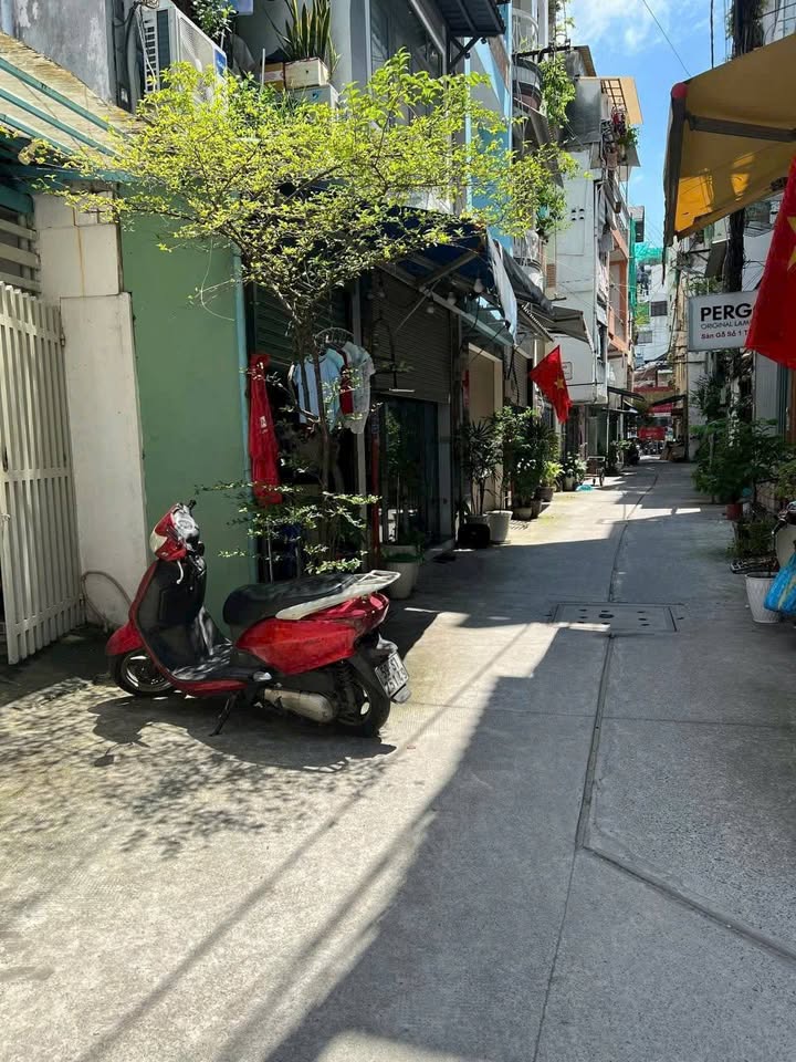 Nhà HXH Nguyễn Đình Chiểu, Q3 - 33m² - Giá 4.99 Tỷ - Sẵn Sàng Cải Tạo