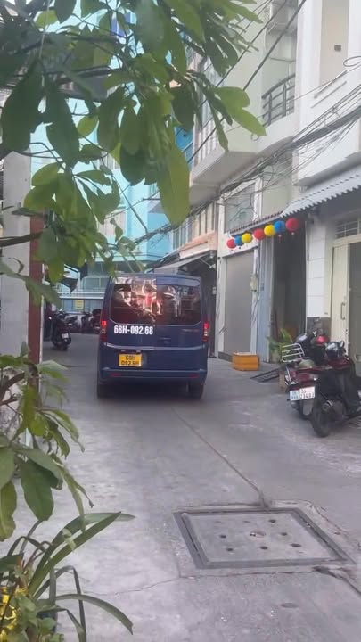 Nhà Hẻm 8m CMT8, Q3 - 58m² - 8.95 Tỷ - Xây Cao Tầng