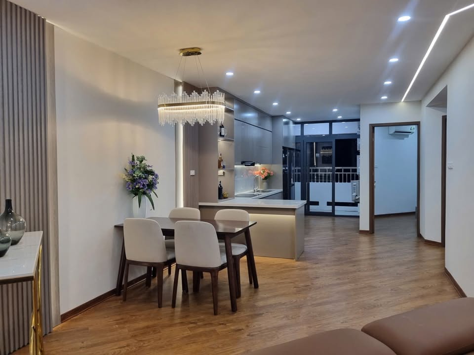 Bán Căn hộ 75.5m² Tòa 30T Nam Trung Yên, Cầu Giấy - Full Nội Thất