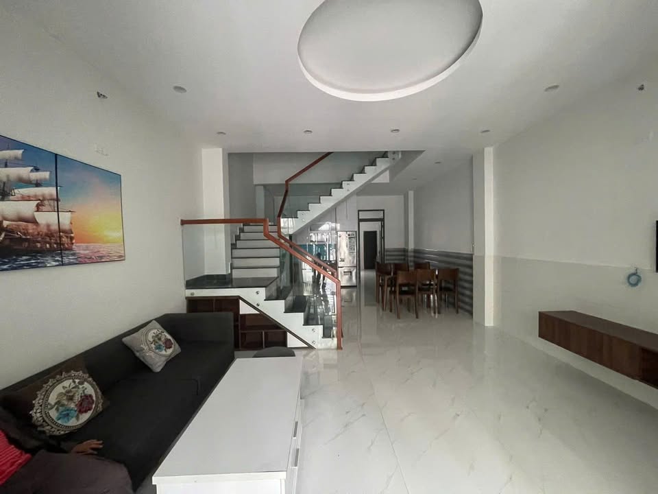 Nhà riêng Nguyễn Thế Kỷ 100m² - Full nội thất cao cấp, sẵn sàng ở ngay!