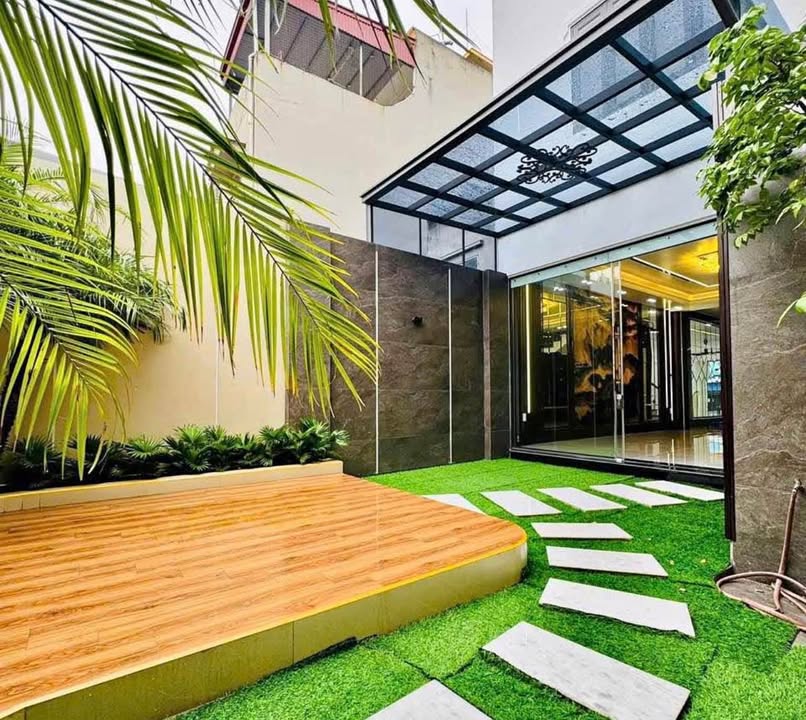 Nhà 2 Tầng Kiệt Ô Tô Điện Biên Phủ, Đà Nẵng - 130m² Sân Vườn Xanh Mát