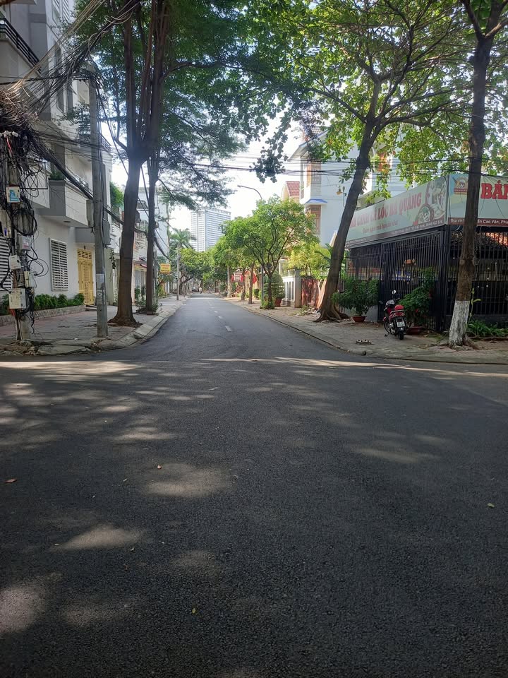 Nhà 3 Lầu 98m² Hướng Đông Nam Giá 8.7 Tỷ Tại Phú Mỹ - Sẵn Sàng Dọn Vào Ở Ngay