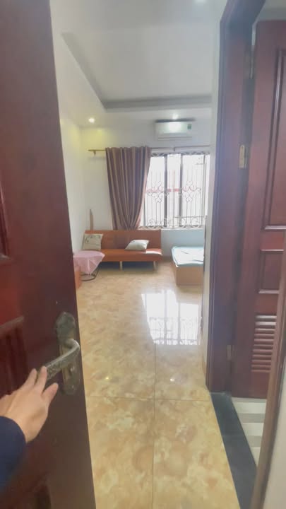 Cho thuê căn hộ Việt Hưng, Long Biên - 4.5 triệu, full nội thất, gần Big C