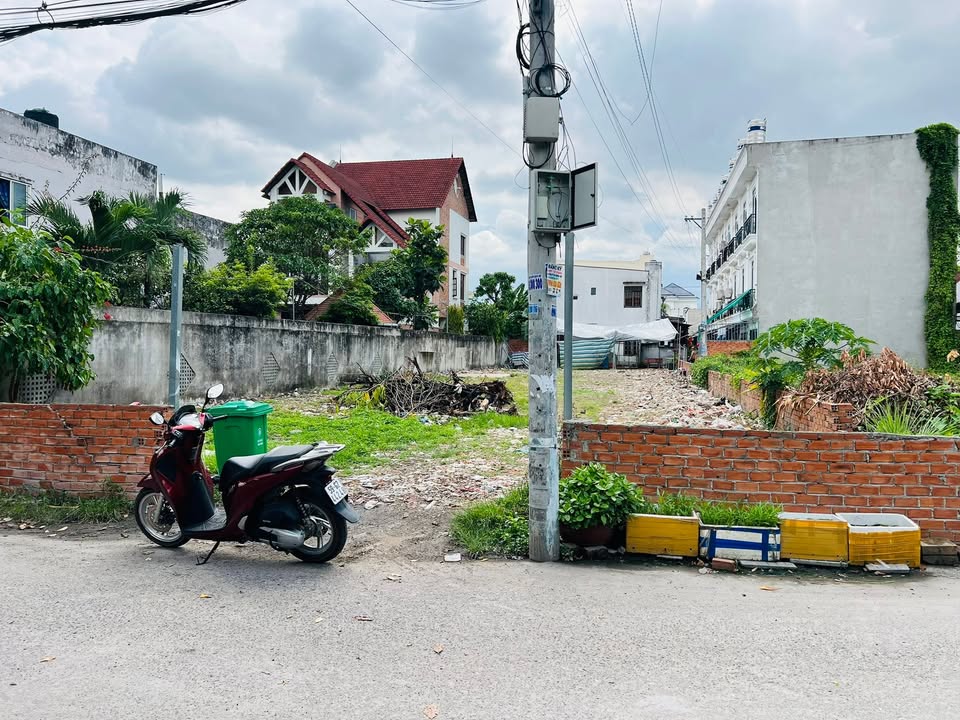 Đất nền Thạnh Lộc Q12 650m² 18.5 tỷ - Sổ đỏ chính chủ!