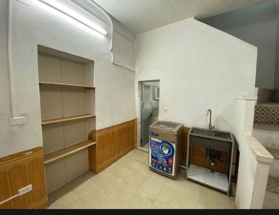 Nhà riêng Phương Mai, Đống Đa 18m² - Full nội thất, sẵn sàng ở!