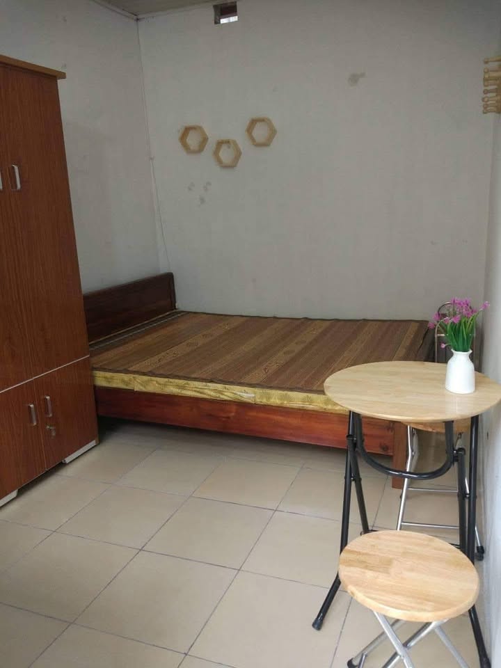 Thuê phòng trọ Văn Lâm Hưng Yên 900k - Ngay cổng ĐH Tài chính QTKD