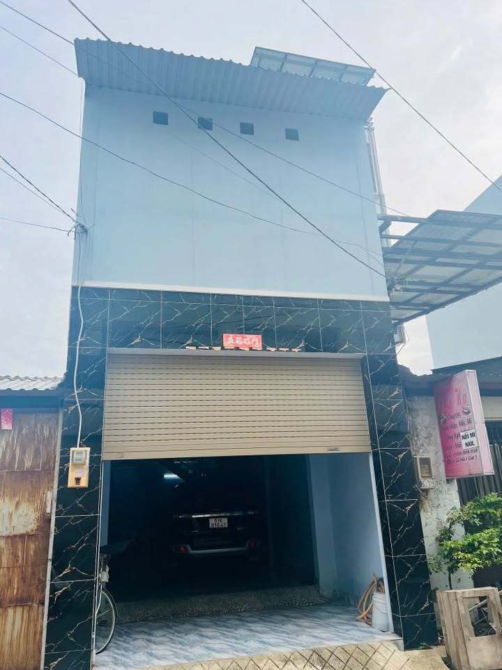 Nhà riêng Bình Chánh 68m² giá 4.45 tỷ - Ô tô vào tận nhà!