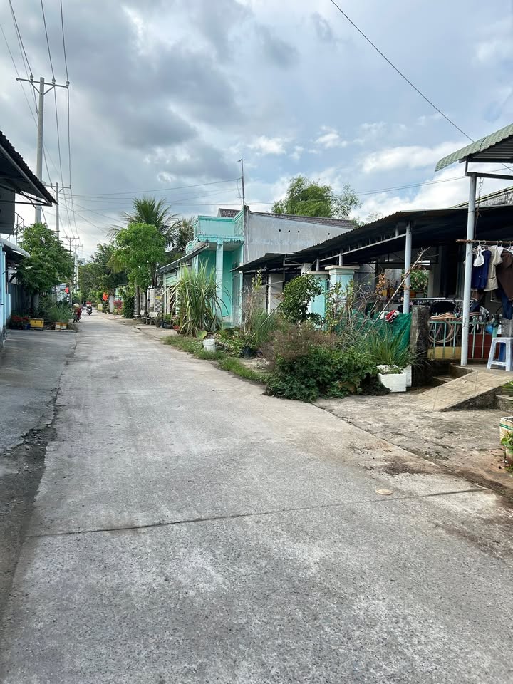 Đất Thổ Cư 69.9m² Gần Vinhomes Grand Park Q9 - Giảm Sốc Còn 4 Tỷ