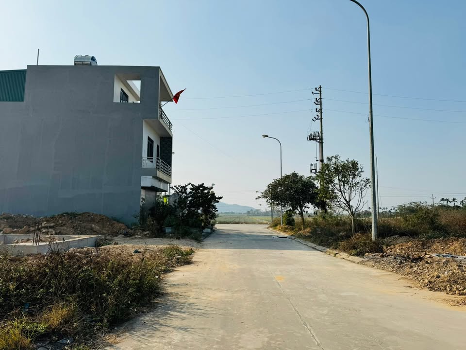 Đất Nền Hiệp Sơn Kinh Môn 75m² - Hạ Tầng Hoàn Thiện, Đường Lớn Ô Tô!