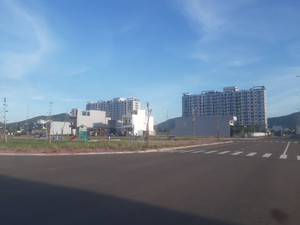 Bán Đất Mặt Tiền Ecohome Quy Nhơn 130m² - Kinh Doanh Sinh Lời