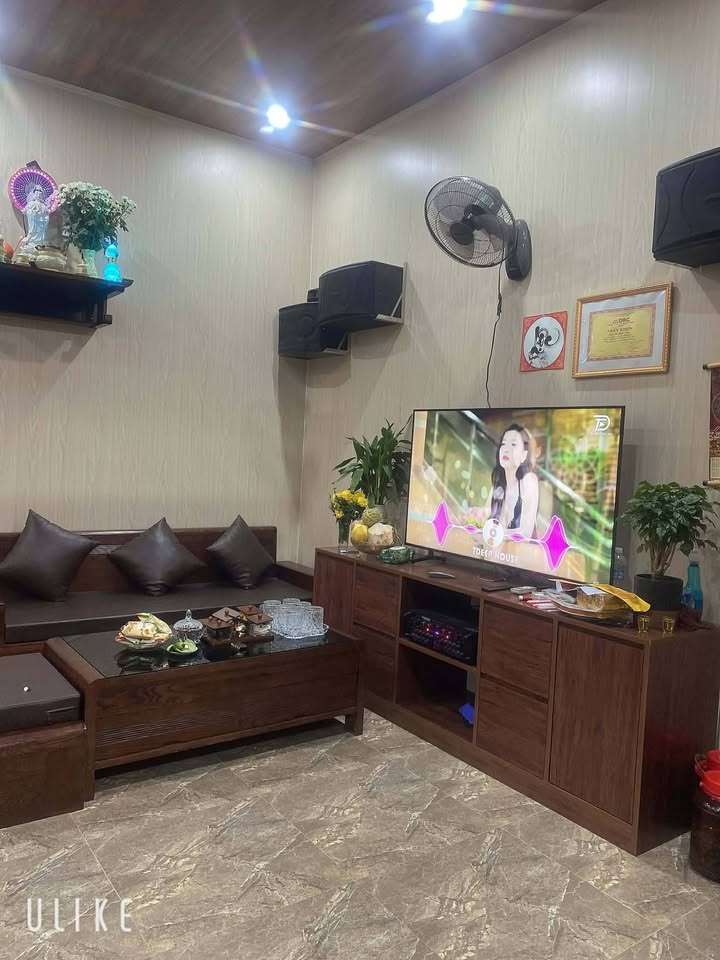 Nhà 100m² Nguyễn Lương Bằng, Đà Nẵng - Sổ hồng, Oto vào nhà