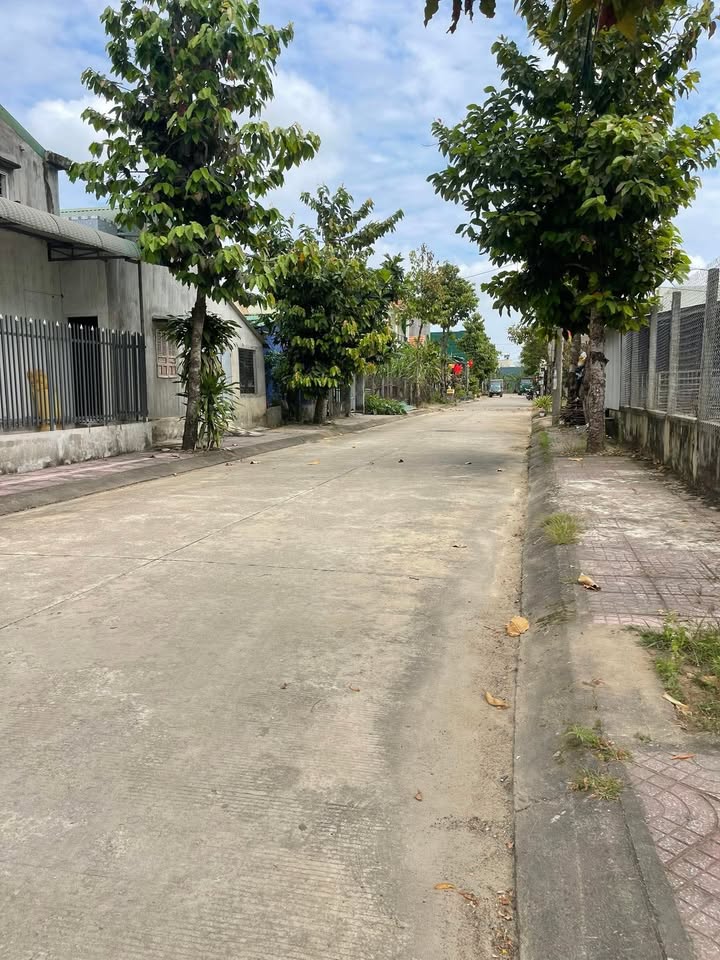 Đất nền KDC Vườn Hùng - Bình Nguyên, Quảng Ngãi: 240m² full thổ cư, giá 1 tỷ